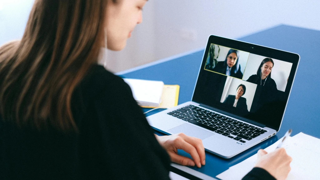 How to Improve the Efficiency of Team Meetings in an Online Format