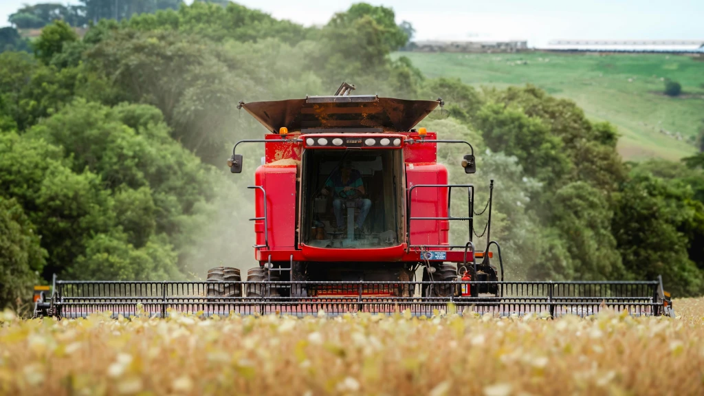 Innovations and Technological Trends in Canadian Agriculture